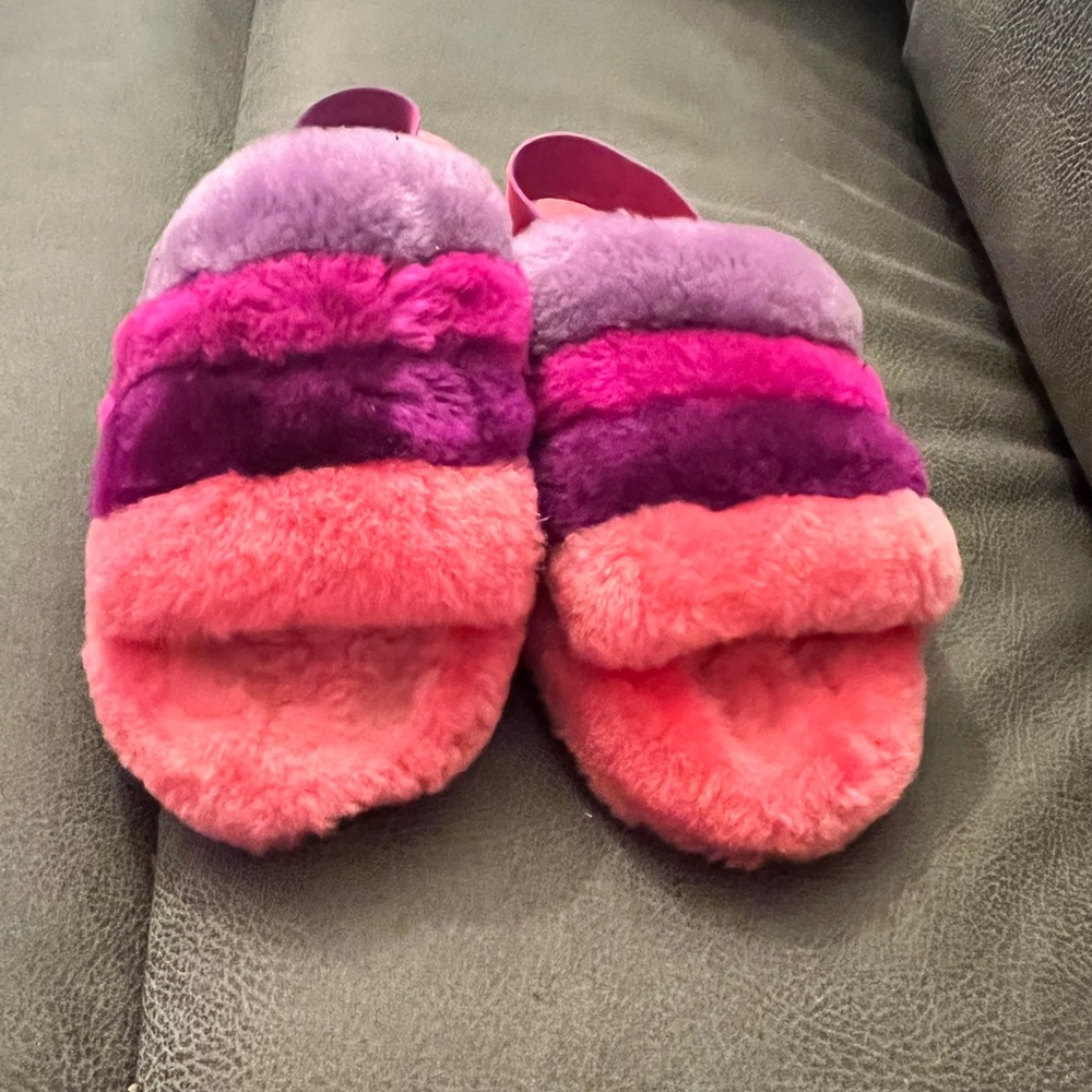 Ugg Slides